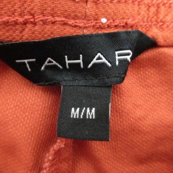 Tahari Women's Short, Red Medium NEW - Picture 2 of 3